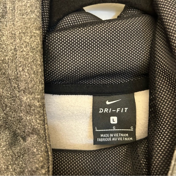 NIKE sweatshirt - Picture 3 of 3